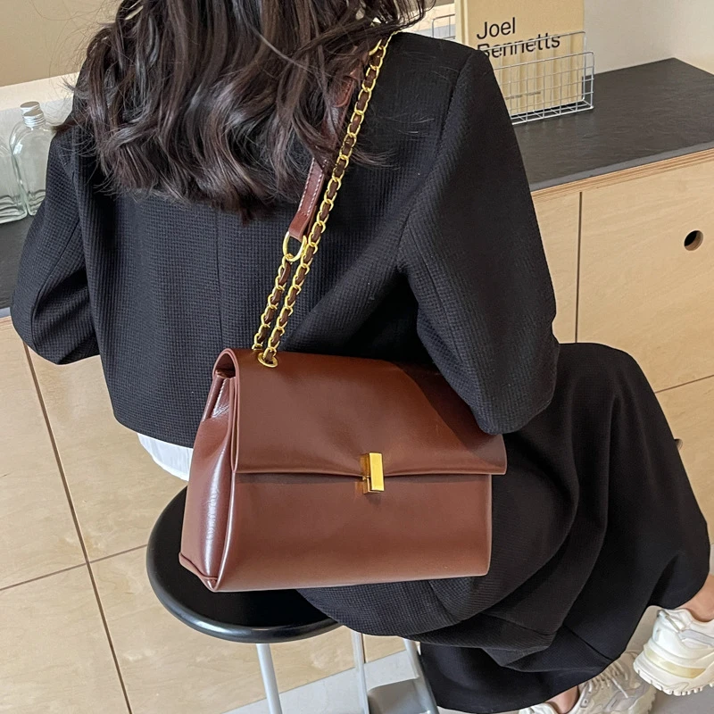 高级感大容量夏季链条腋下托特包女包新款百搭简约单肩斜跨手提包