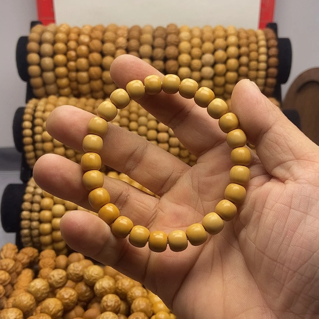 一***铁吊坠猴头核桃猴头手串，老邢一条