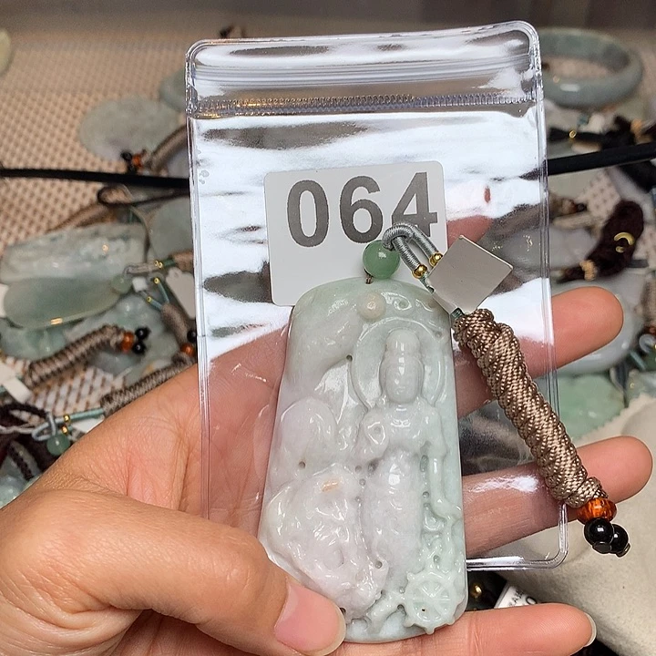 翡翠未镶嵌颈饰z****a翡翠