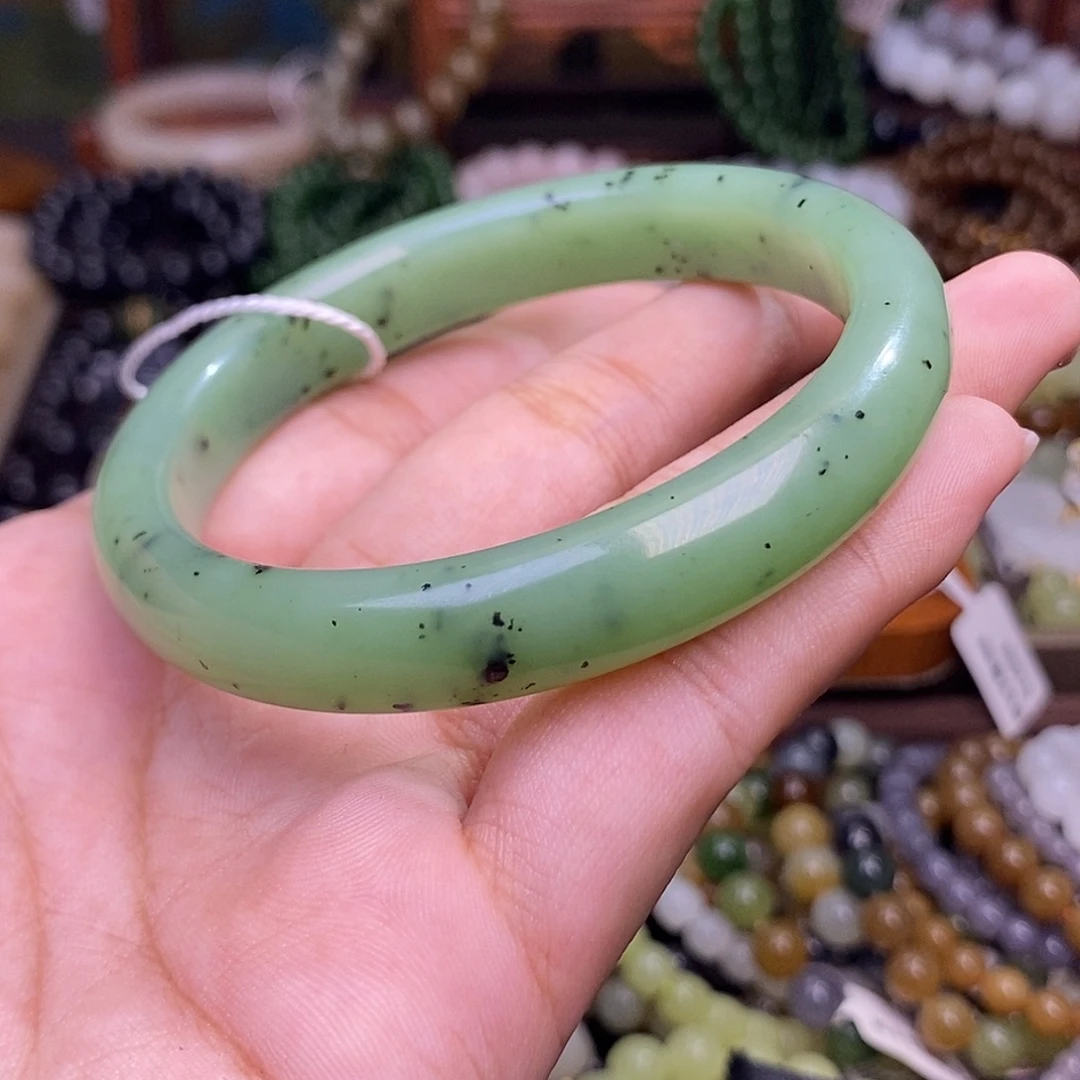 和田玉未镶嵌颈饰碧玉乌兰海果绿平安镯58.6