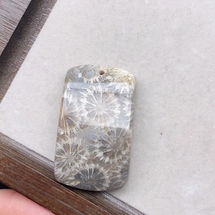 硅化珊瑚（珊瑚玉）手镯未镶嵌有纹