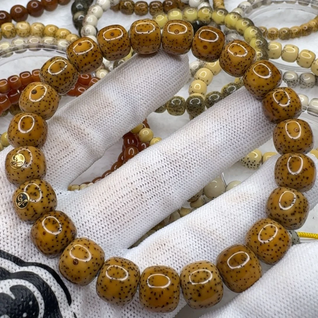 星月菩提手串D****r10古铜星点双金标