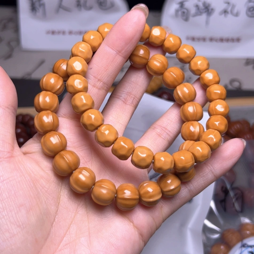 猴头核桃手串小鲨鱼小奶酪