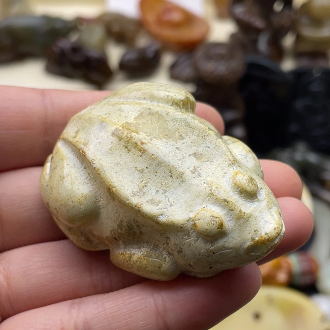 蛇纹石玉未镶嵌颈饰63