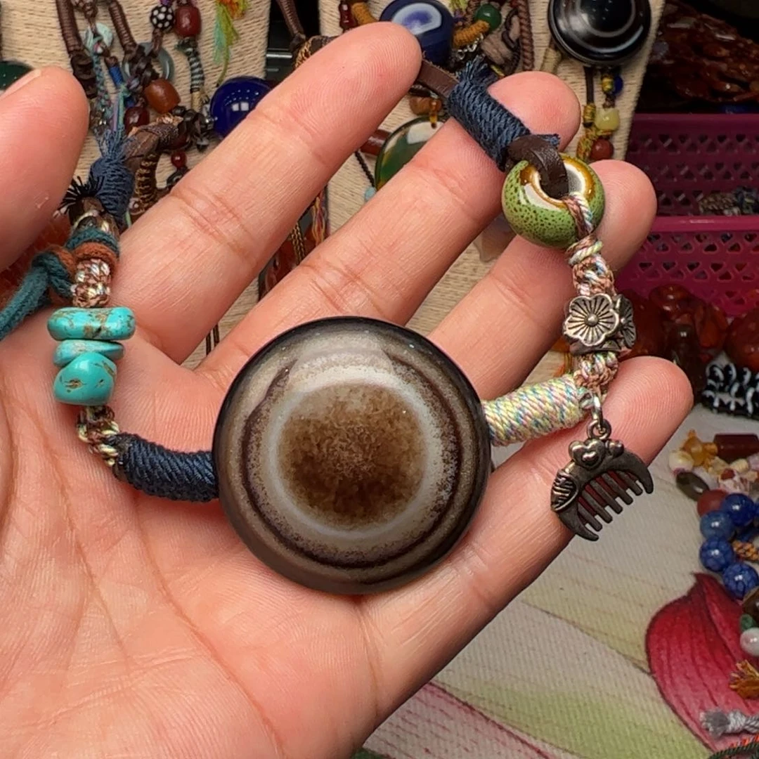玛瑙/玉髓颈饰未镶嵌
