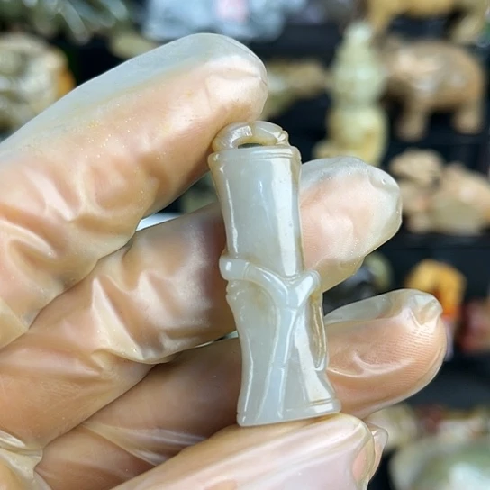 和田玉挂件未镶嵌