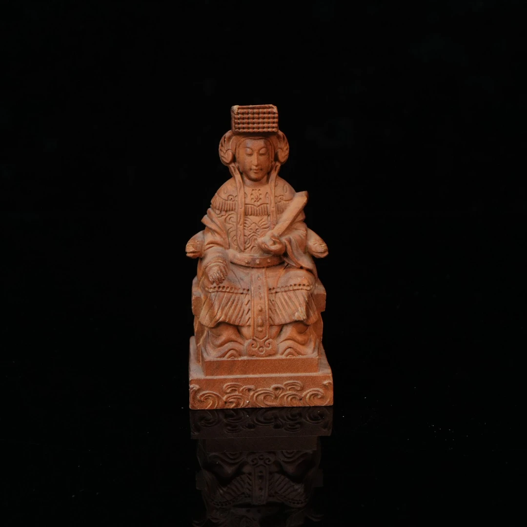 7146 90年代台湾回流老山檀香妈祖 3.37x3.1x6.78cm 27.89g