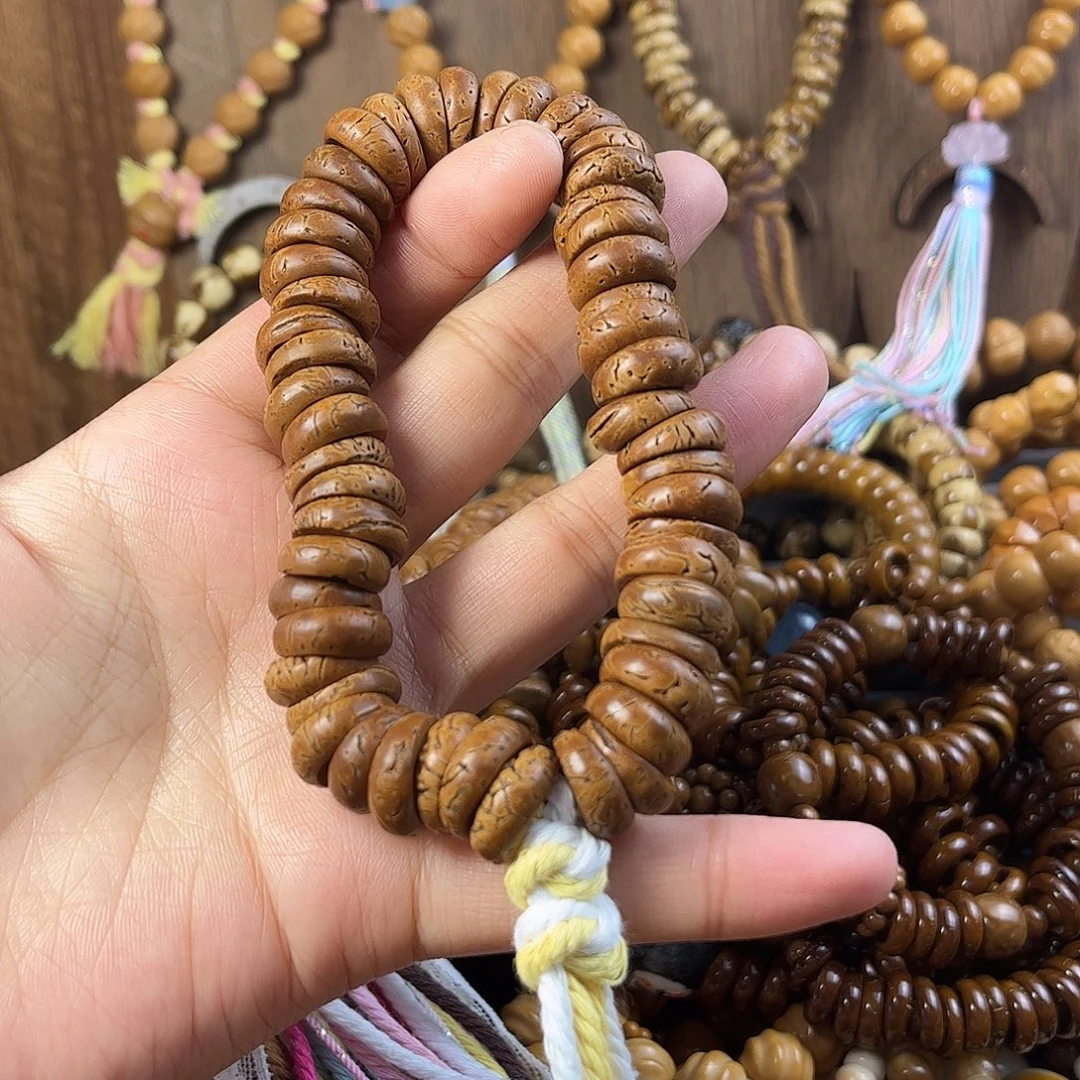 桃核吊坠桃核甜露蜜手串手持