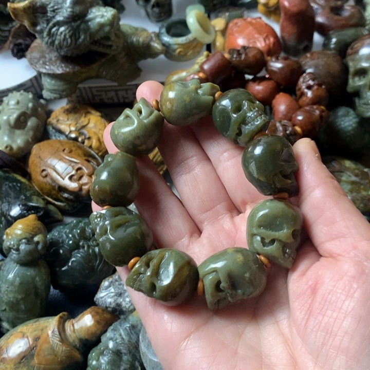 岫岩河磨玉（透闪石质玉）手链未镶嵌