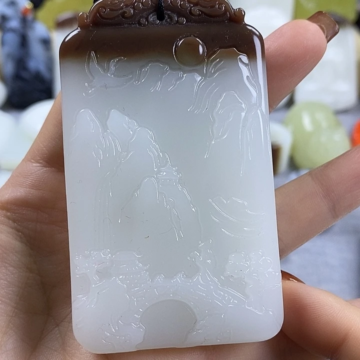 和田玉未镶嵌颈饰