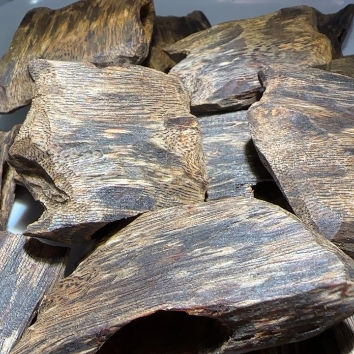 沉香手把件海南老白棋沉水块料50克