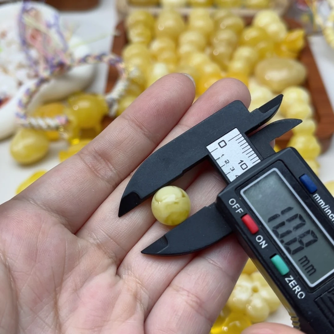 【闪购商品】未镶嵌蜜蜡裸石配饰