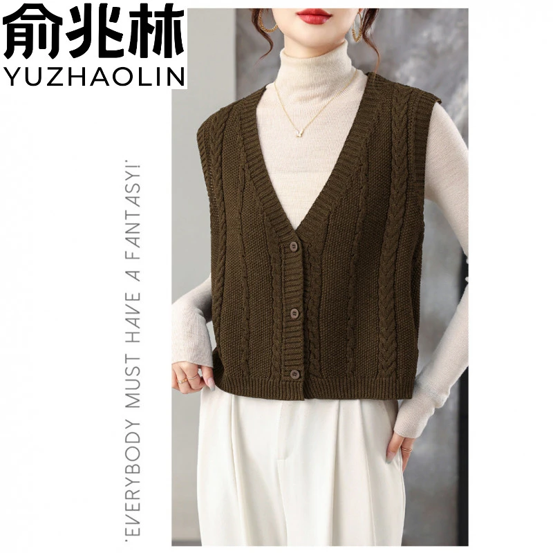 俞兆林马甲背心女宽松春秋麻花针织粗线马夹开衫V领外搭