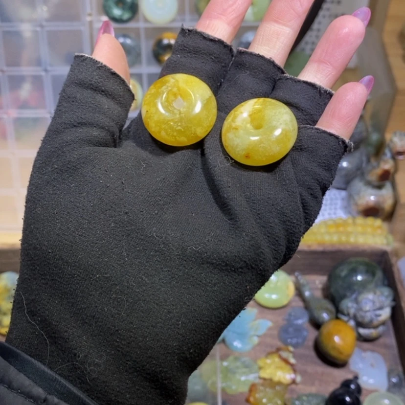 【闪购商品】蛇纹石玉颈饰未镶嵌熊****子28