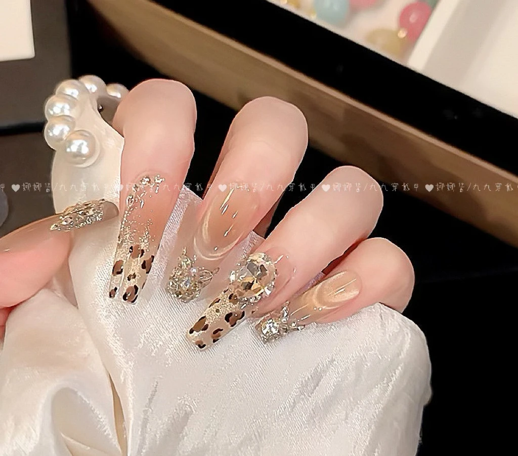 金秋金钱豹  穿戴美甲纯手工猫眼美甲  预