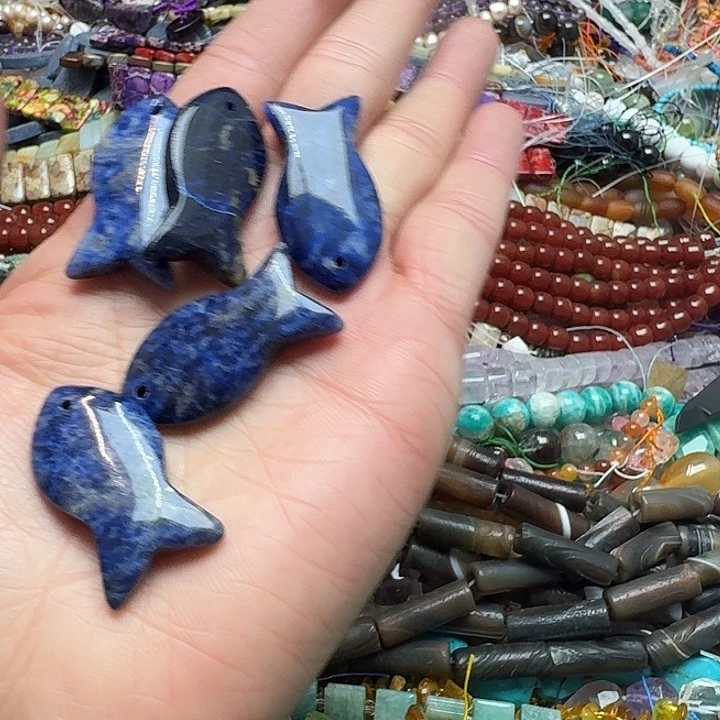 玛瑙/玉髓未镶嵌珠宝半成品一个20x40m蓝纹石吊坠