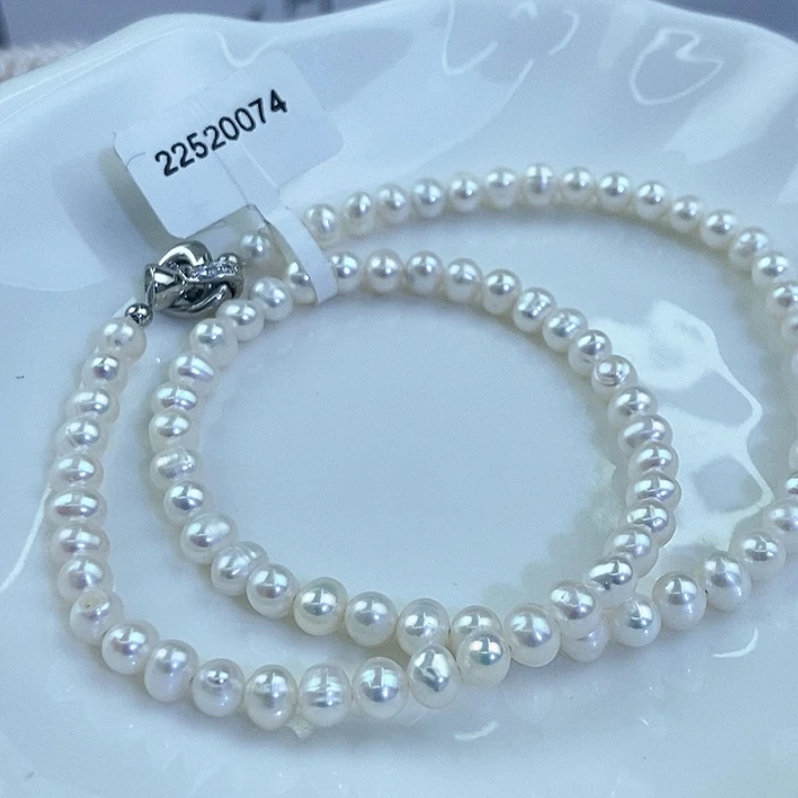 未镶嵌淡水珍珠颈饰