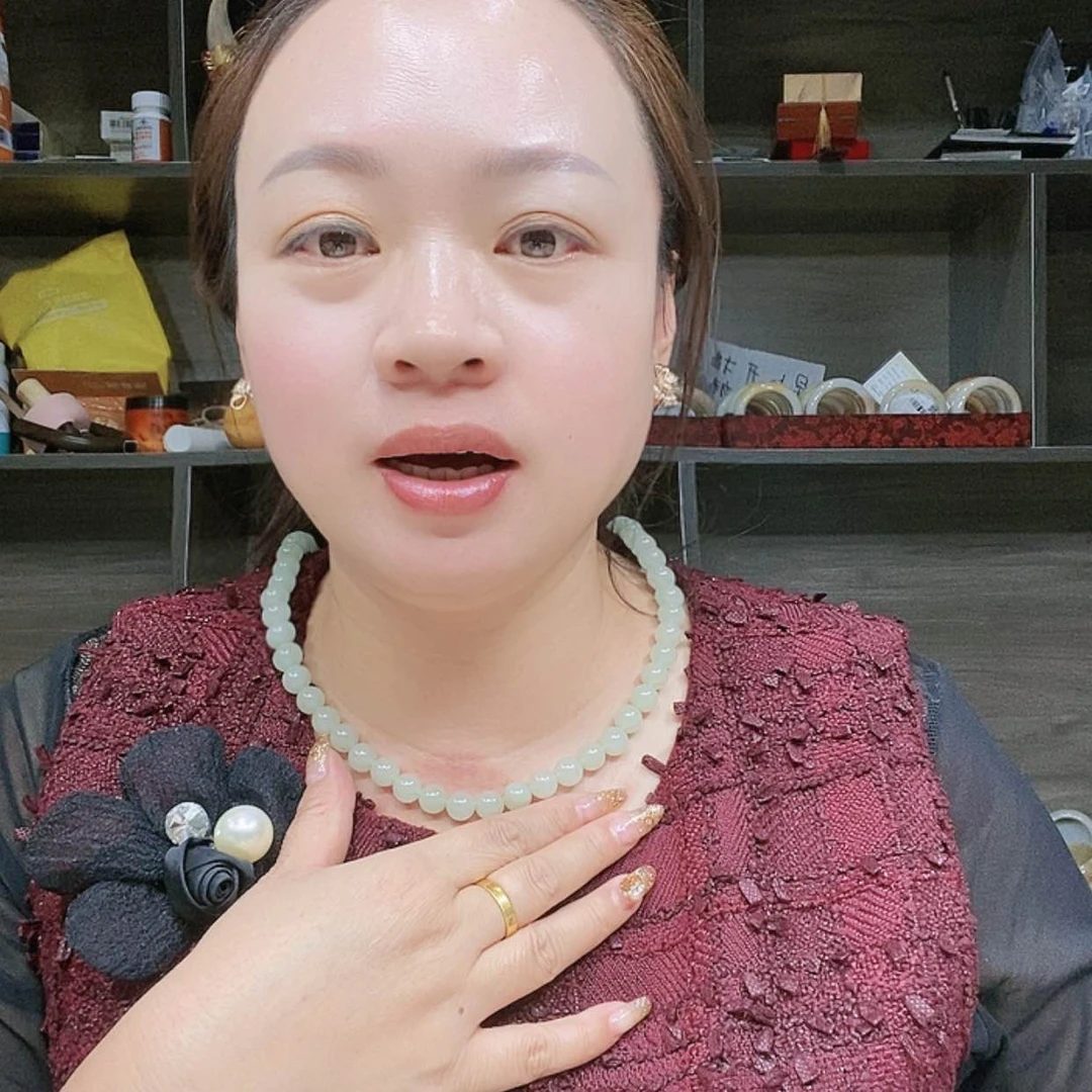 【闪购商品】未镶嵌手镯石英质玉