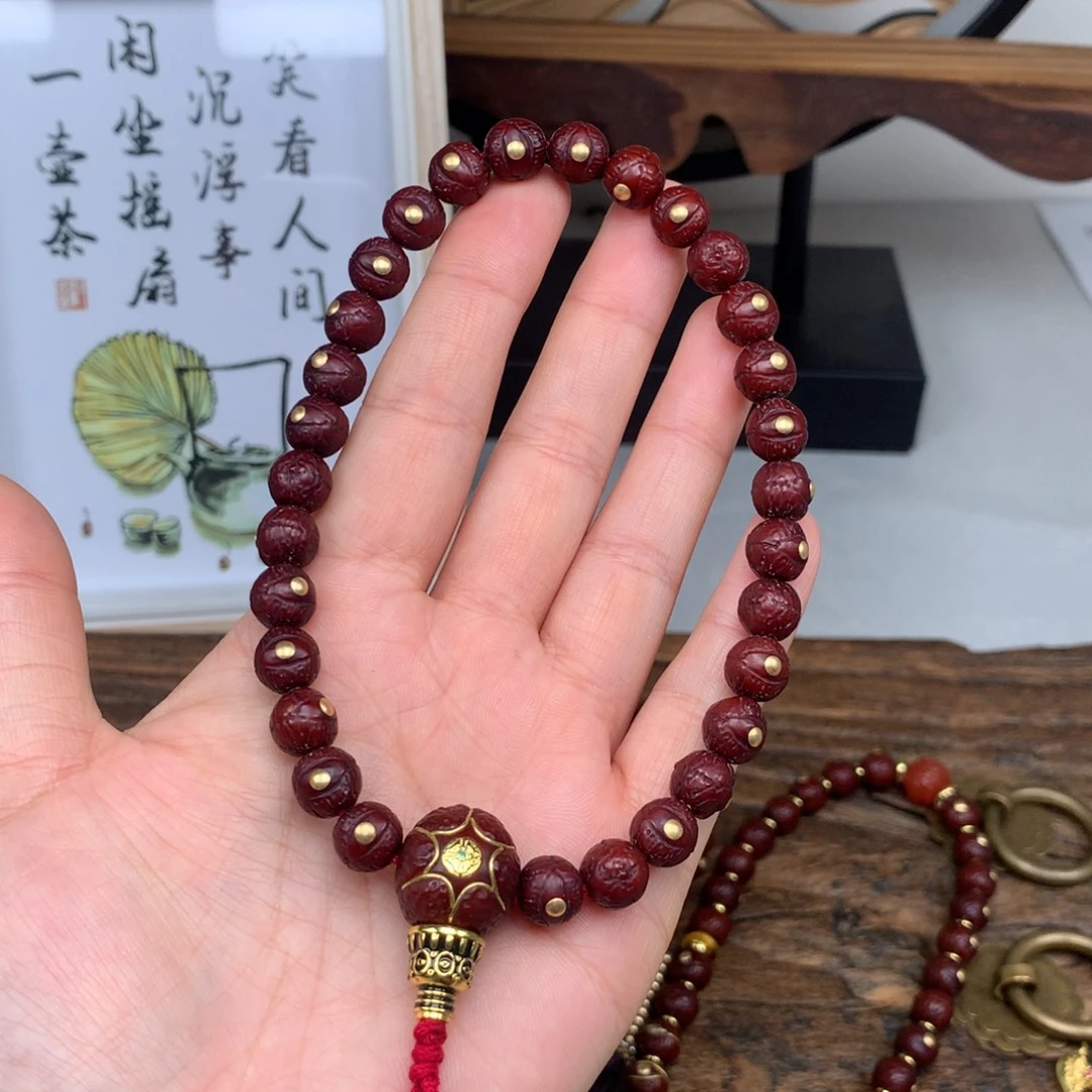 凤眼菩提吊坠8.8 带钉 手持