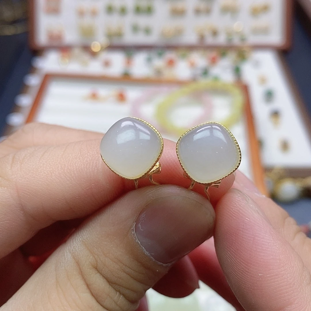 和田玉银S925镶嵌耳饰雯*