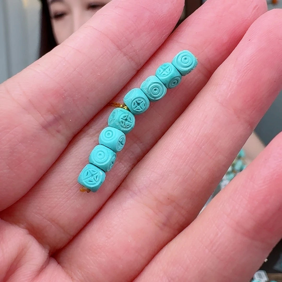 未镶嵌绿松石珠宝奇石