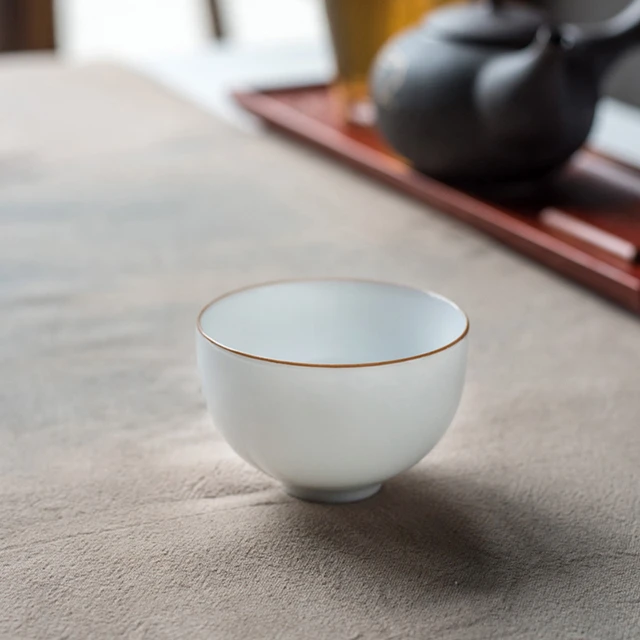 原创作品东方小白品茗杯主人杯高温釉下茶器个性纯手工精致陶瓷