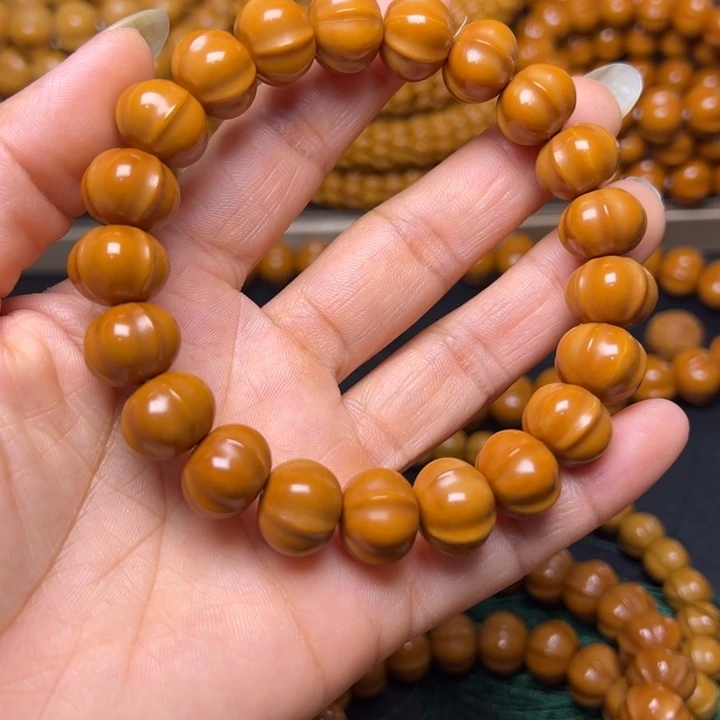 橄榄核吊坠聚宝盆