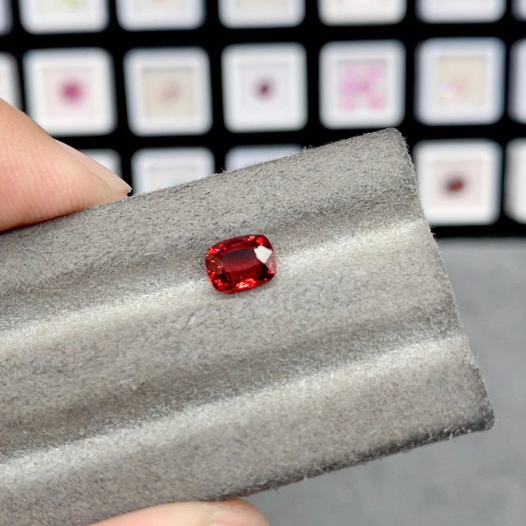 尖晶石裸石未镶嵌来****猫1.18克拉