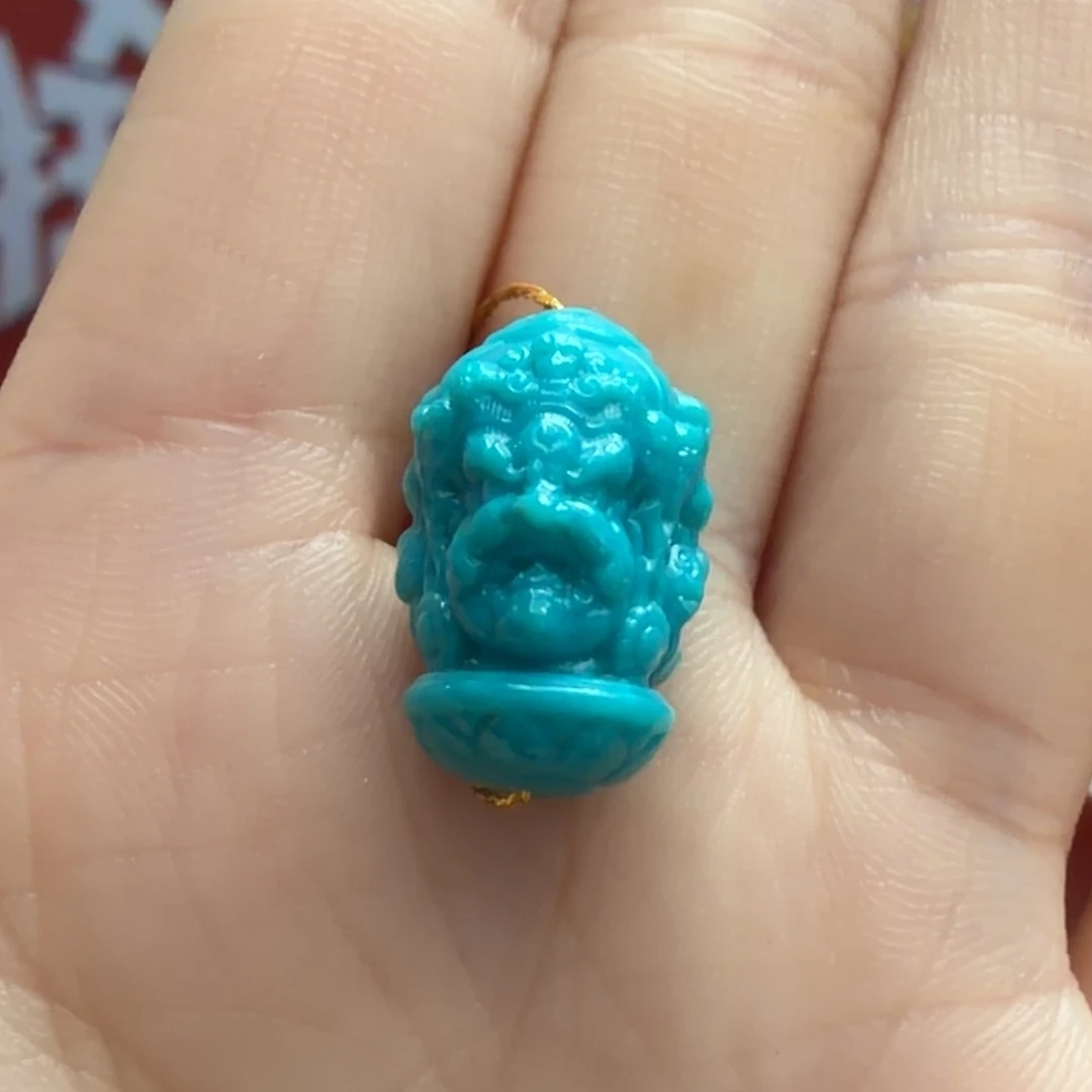 绿松石未镶嵌颈饰