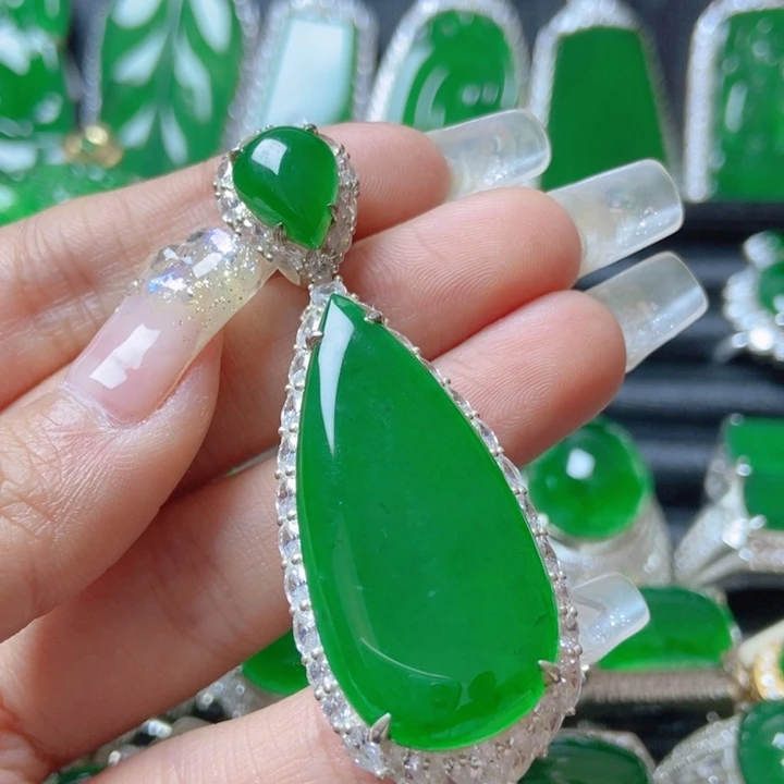 翡翠颈饰银S925镶嵌