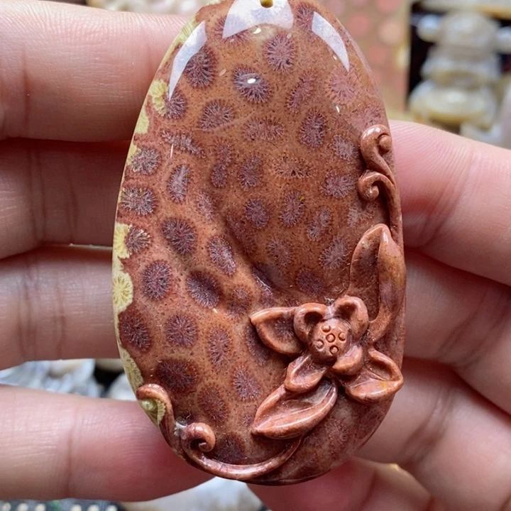 硅化珊瑚（珊瑚玉）颈饰未镶嵌