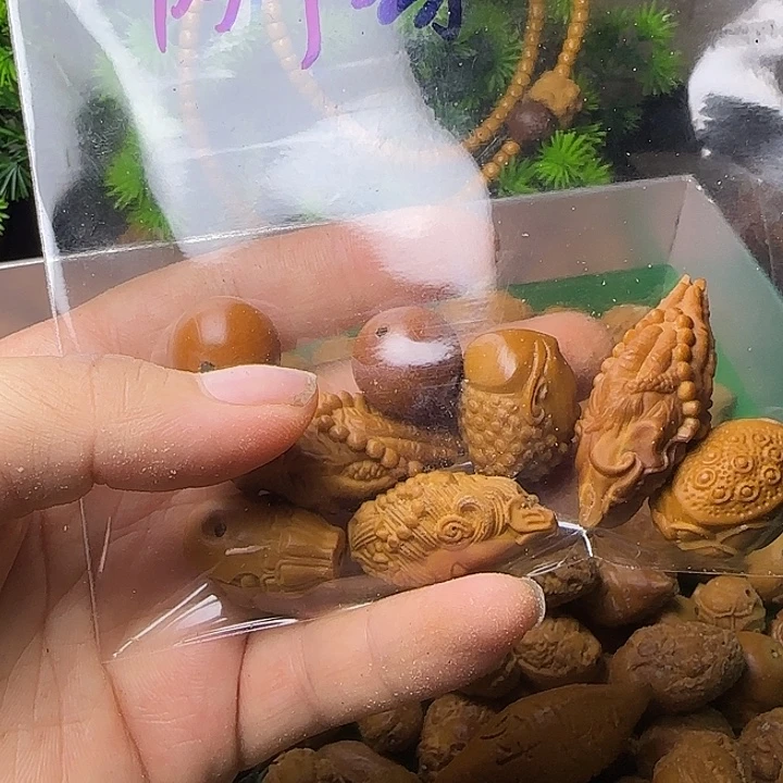 守***哥橄榄核雕刻单籽单