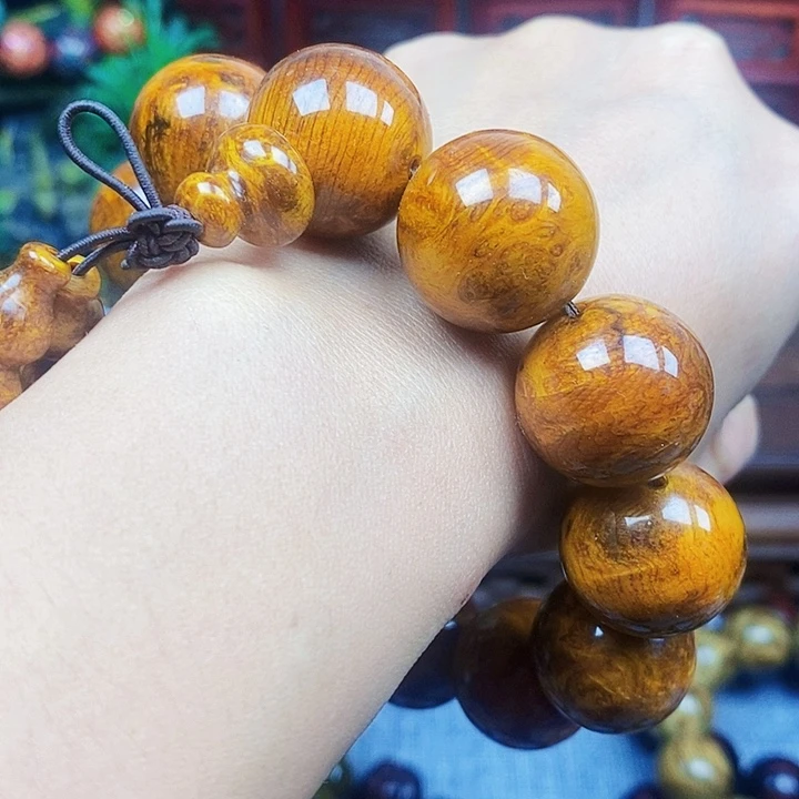 用***4松木（琥珀木）手串/手链琥珀木