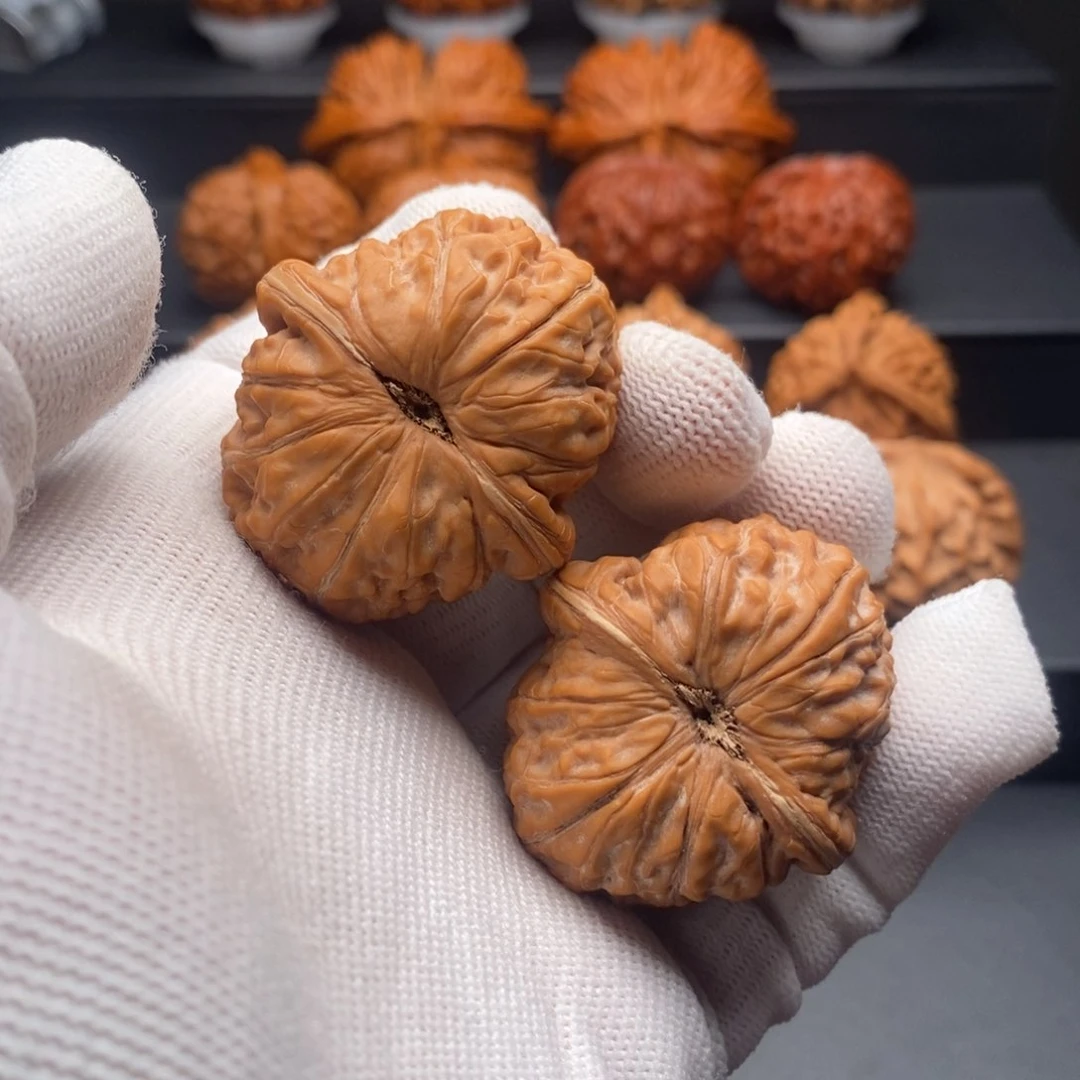 把件文玩核桃刘*权平谷元宝