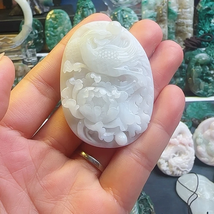 未镶嵌独山玉颈饰
