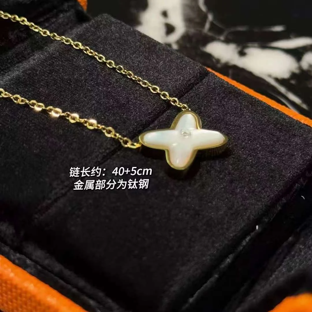 钛钢项链  BIBI【纯白交叉】项链BB220