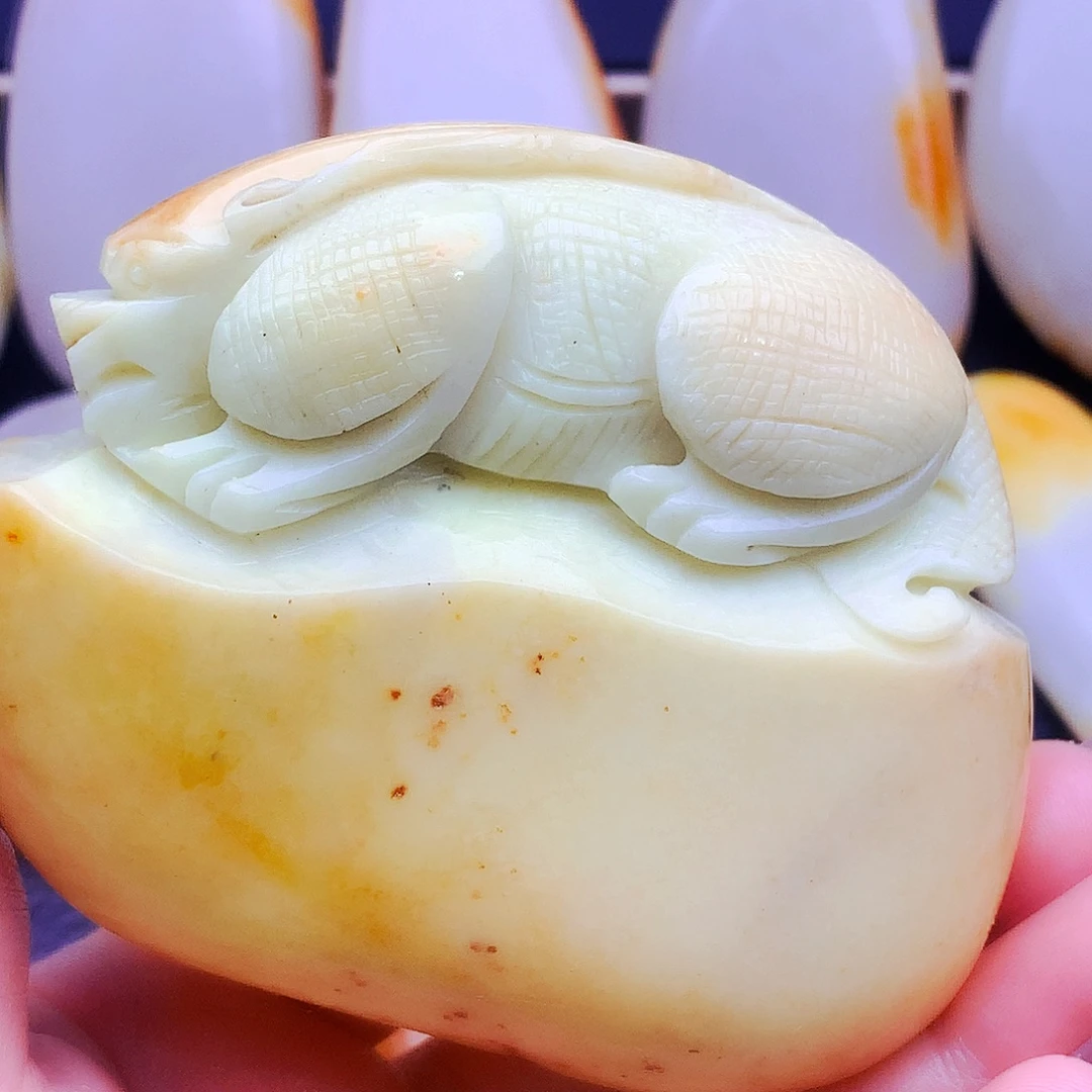 未镶嵌和田玉（糖玉）挂件