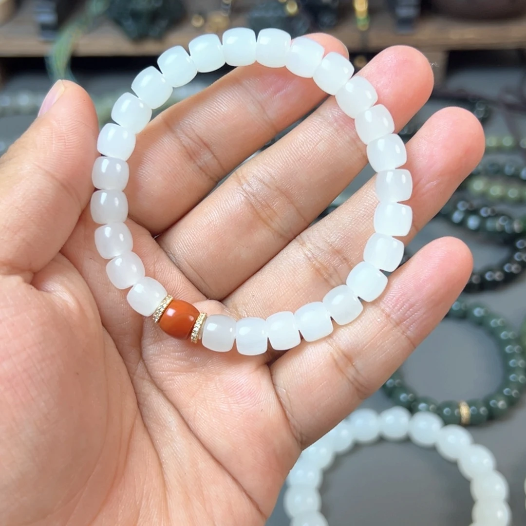 小***学和田玉未镶嵌手链