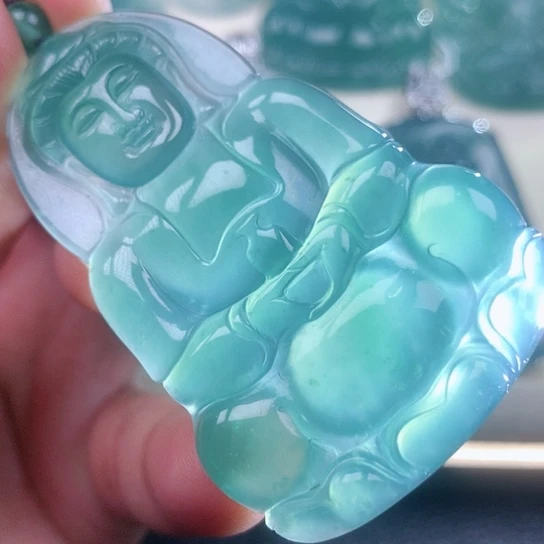 【闪购商品】翡翠颈饰未镶嵌天然翡翠