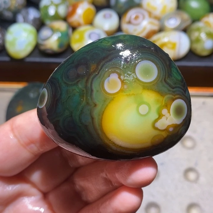 未镶嵌玛瑙/玉髓珠宝半成品157