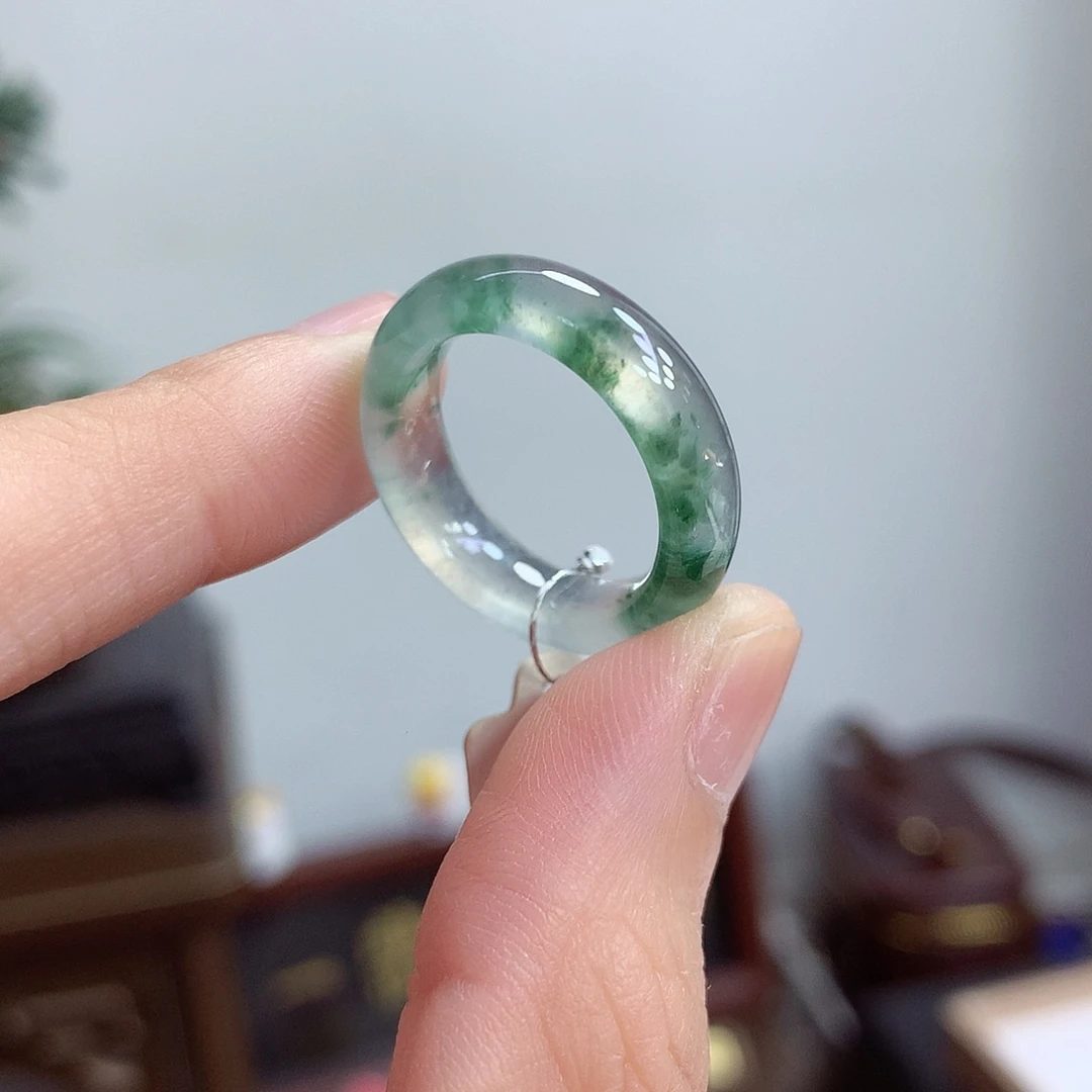 翡翠未镶嵌戒圈15号