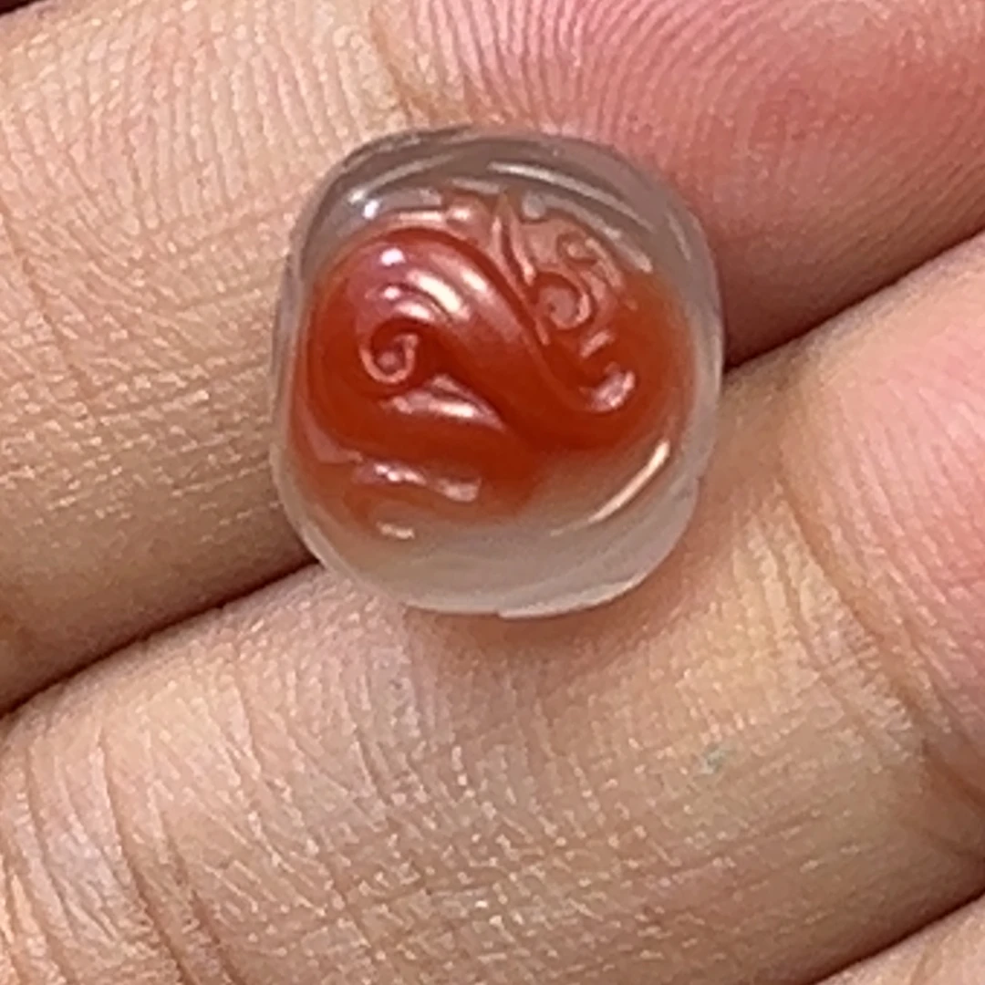 未镶嵌老型南红玛瑙