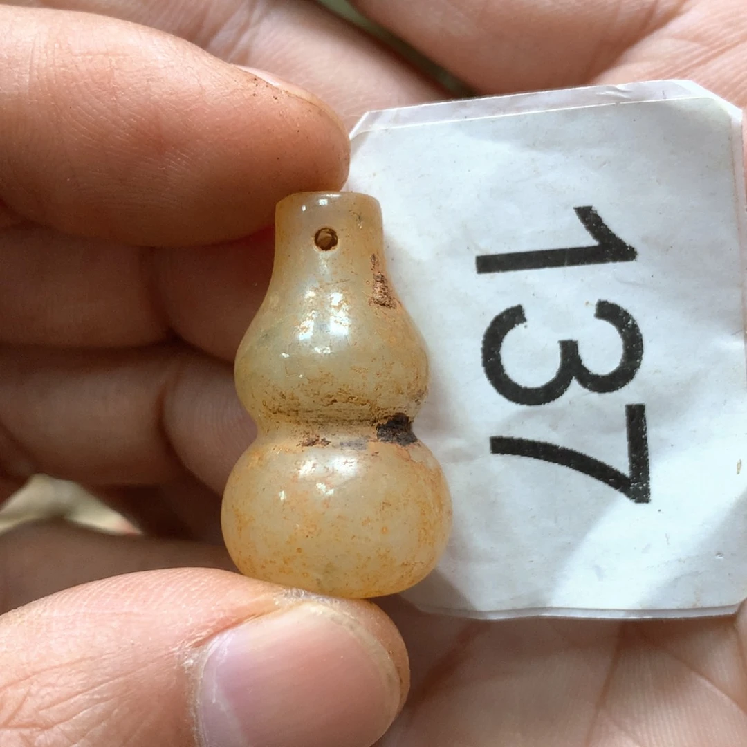 未镶嵌和田玉挂件