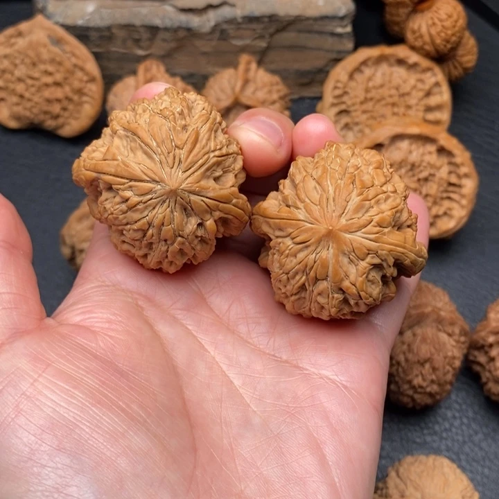 桃核把件尺寸42暴雪