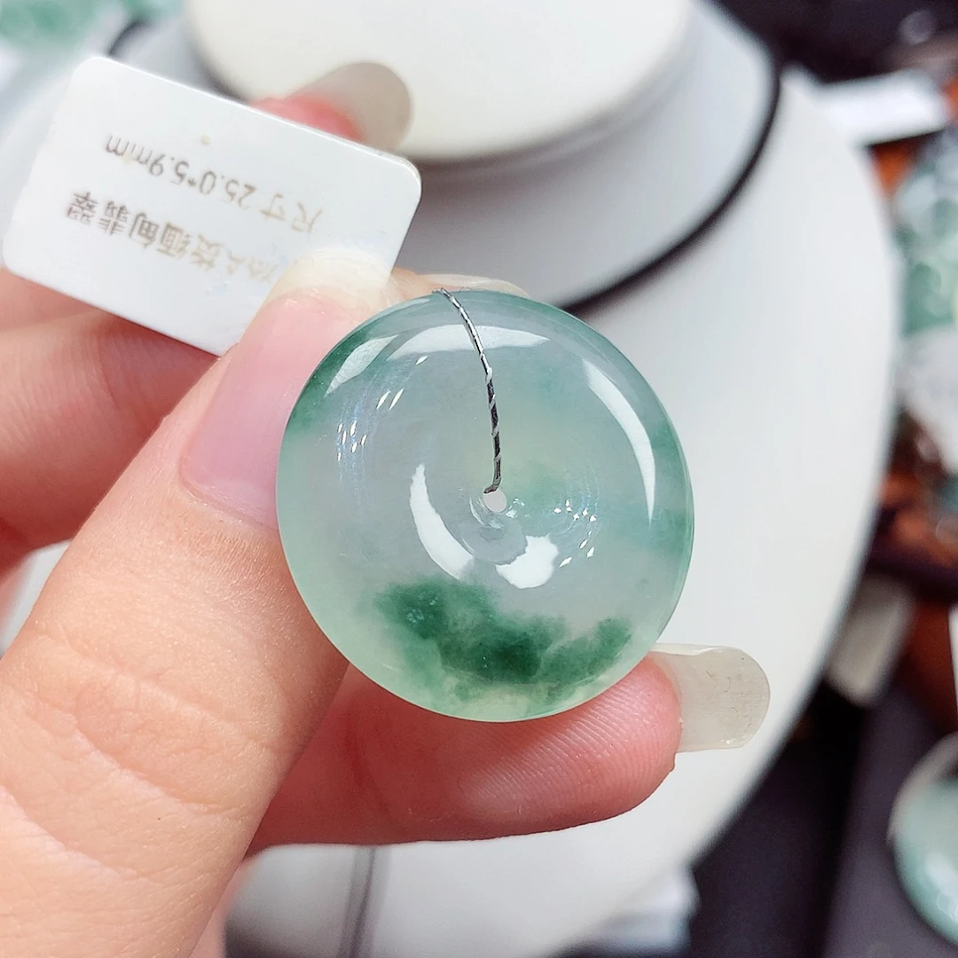 翡翠未镶嵌颈饰翡翠108，25/5.9