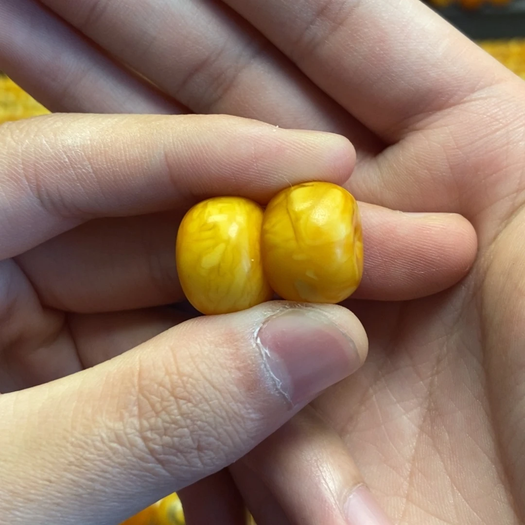 琥珀珠宝奇石未镶嵌羊**村