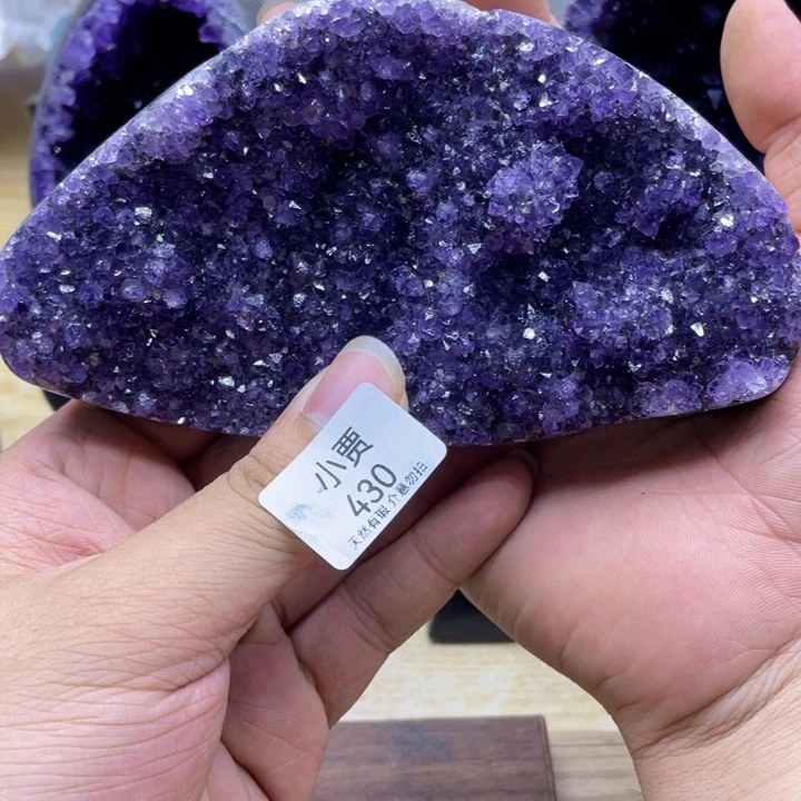 未镶嵌水晶大型摆件（非配饰）