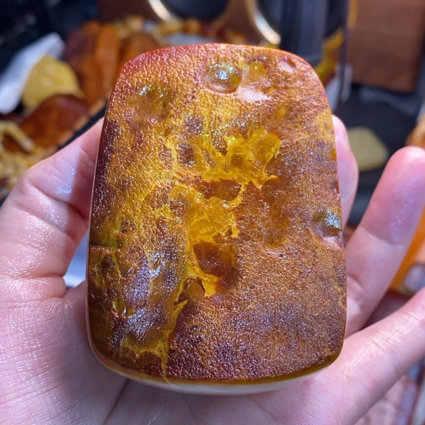 【闪购商品】定制琥珀阿*裸石，。