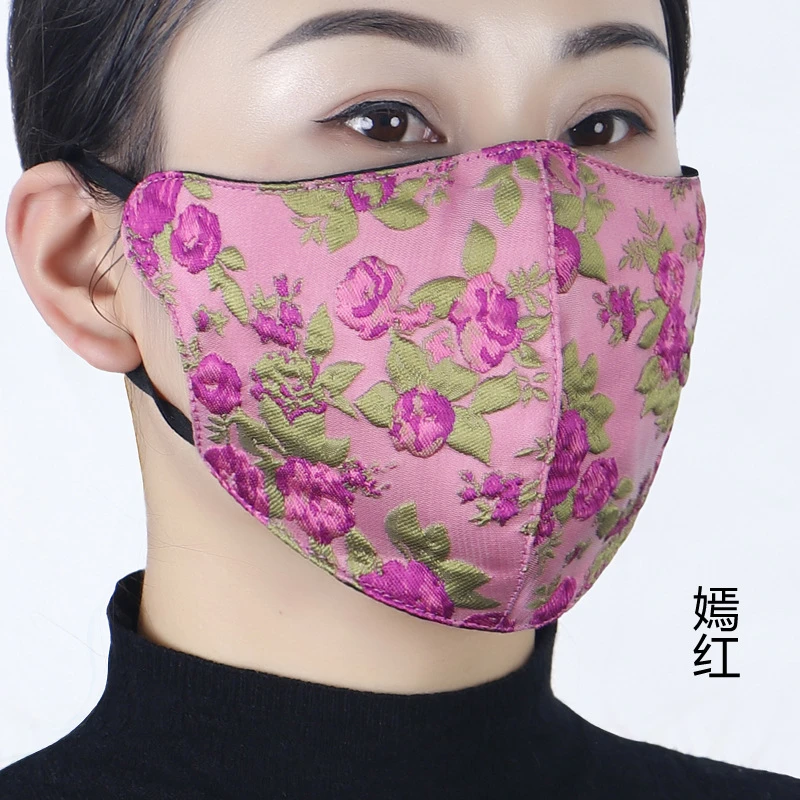 2025新款秋冬国风刺绣印花口罩透气新中式女高颜值防风保暖面罩