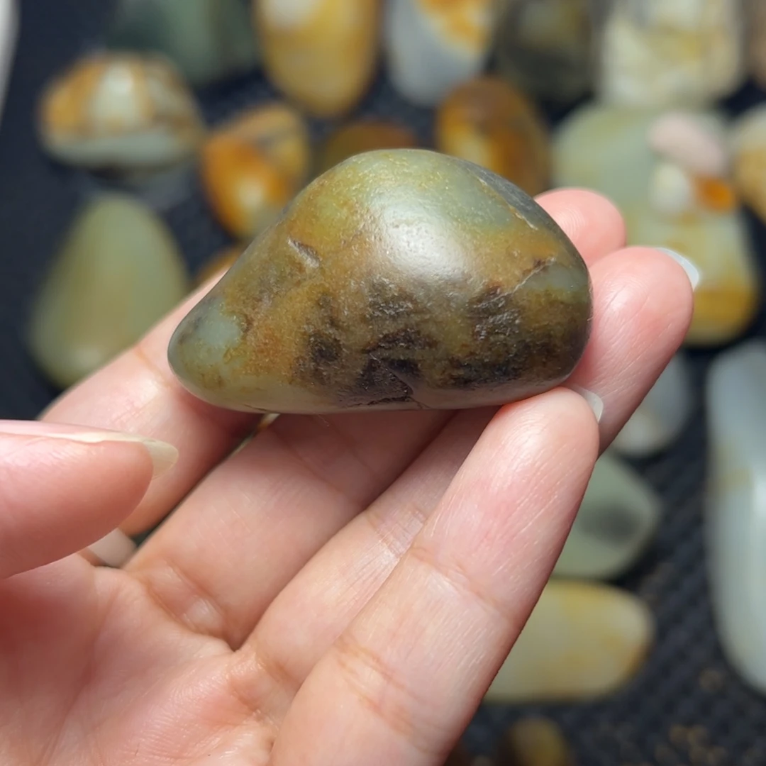 未镶嵌和田玉挂件B10